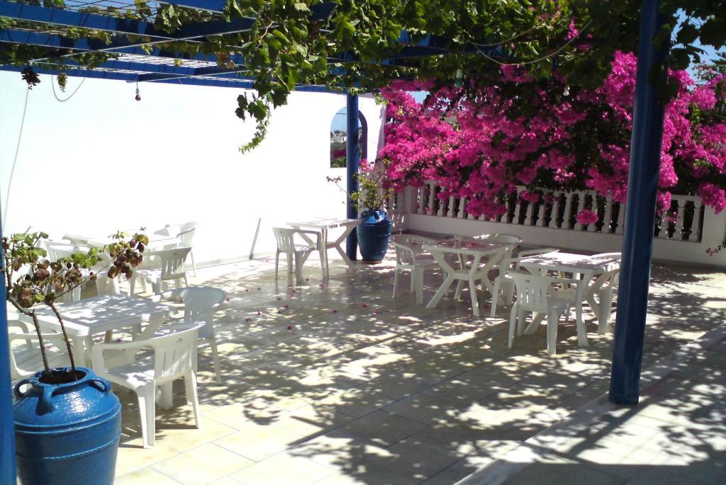 Ξενοδοχείο Ρόζμαρι Αρχάγγελος Εξωτερικό φωτογραφία