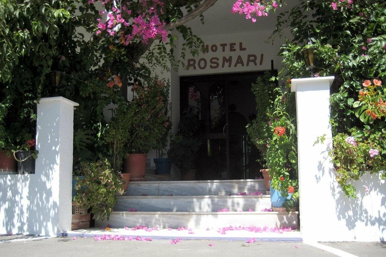 Ξενοδοχείο Ρόζμαρι Αρχάγγελος Εξωτερικό φωτογραφία
